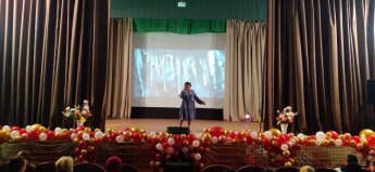 8 июня в Кленовской сельском Доме культуры состоялся юбилейный концерт Лутковой Татьяны. 